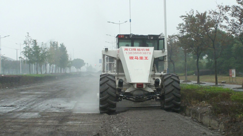 WR2300L，上海青浦大三渣路基冷再生